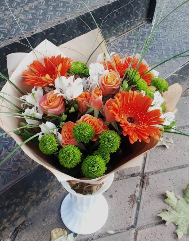 Букет цветов из: Герберы, Хризантемы, Альстромерии и Розы в Бояркино