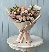 Букет цветов из:  Розы и Лизиантусы в Бояркино