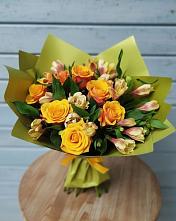 Букет цветов из:  Альстромерии и Розы #REPLACE_PRED# Бояркино