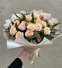 Букет Кремовые розы Латте в Бояркино