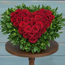 Цветочная композиция из Розы в виде сердца в Бояркино