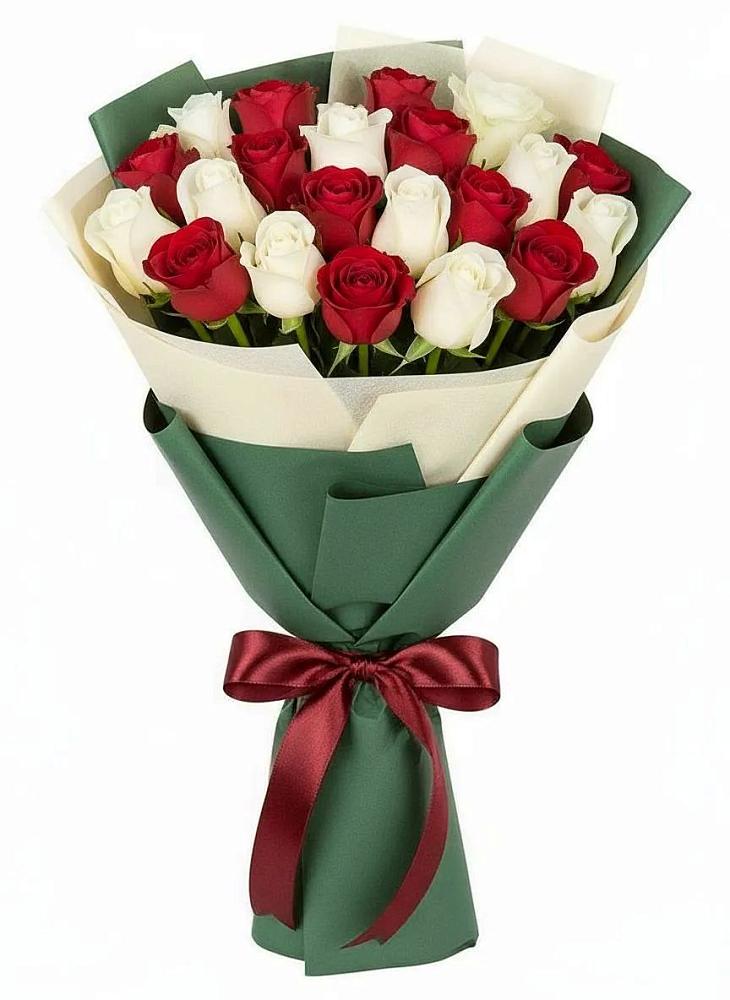 Букет Микс из красных и белых роз в Бояркино
